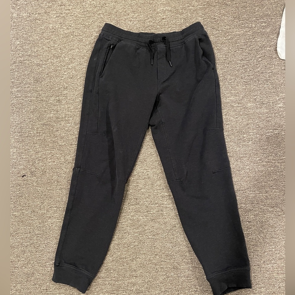 Lululemon sweat joggers size large 28 inseam